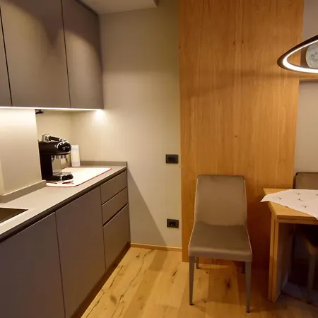 Design Donegani Apartment